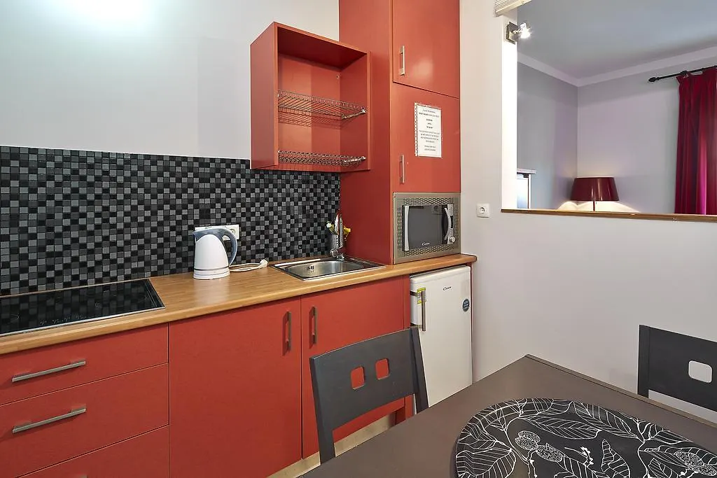 برشلونة Magic Fountain Apartments