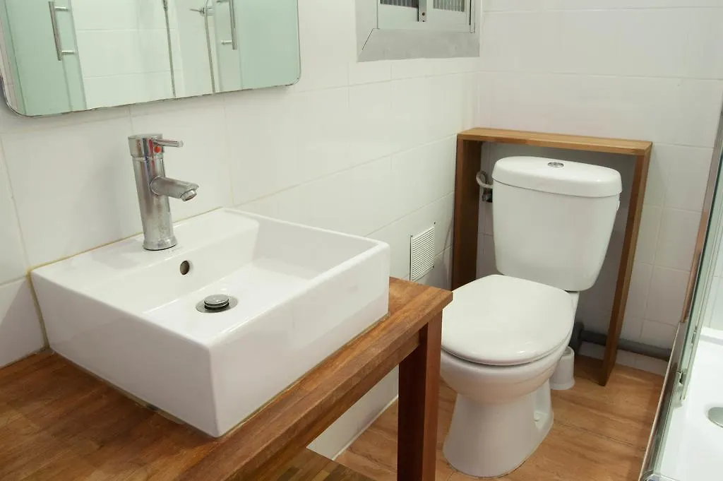 برشلونة Magic Fountain Apartments