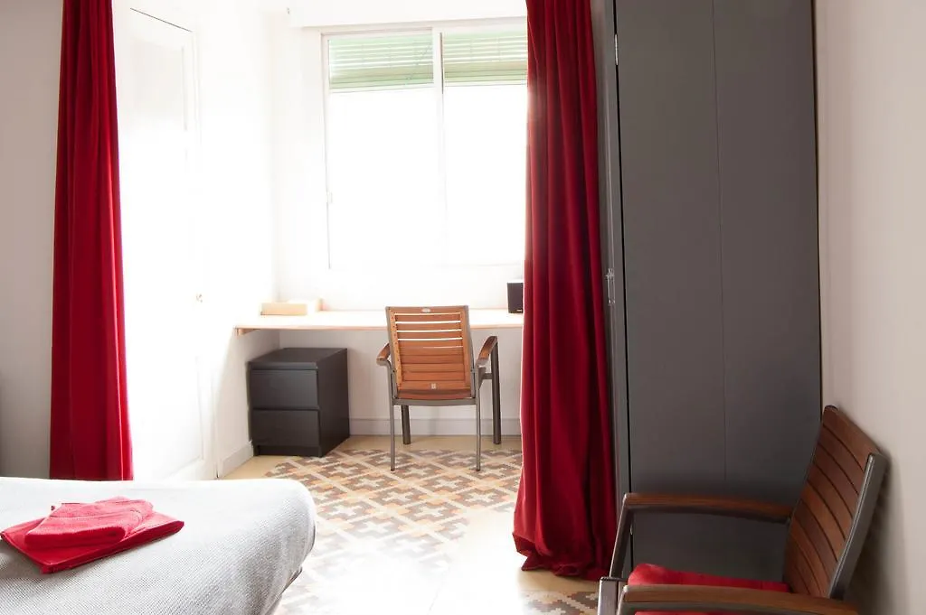 برشلونة Magic Fountain Apartments